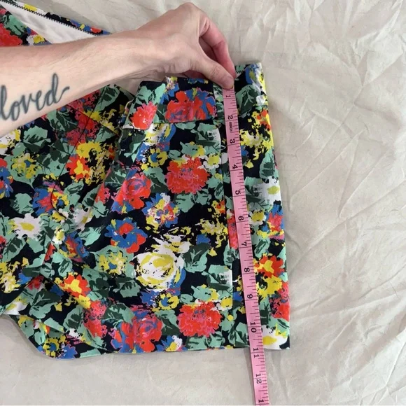 J. Crew Shorts‎ - Picture 3 of 9